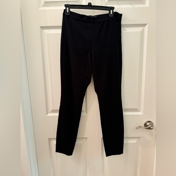 Banana Republic Devon Pant in Black - Picture 2 of 9